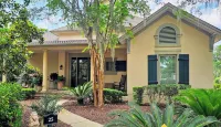 Live Oaks Cottage - Golf Course Views & Lowcountry Charm in Bluffton, SC
