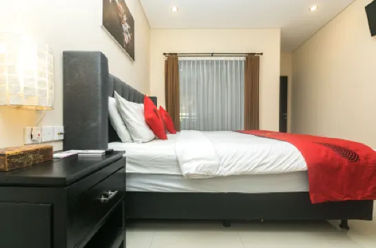 Rantun's Place Nusa Dua Отели рядом с достопримечательностью «Пляж Саванган»