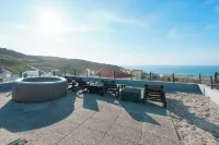 Eden Villa, with jacuzzi and ocean view
