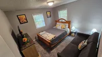 Greenville Retreat Centrally located sleeps 5 near ECU Stadium and Hospital