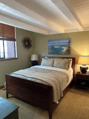 Cozy Cabin in Incline - 100% walkability