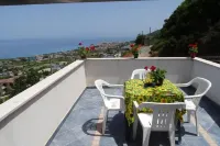 Lovers' Balcony Hotel a Ricadi