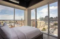 2 Bedroom Luxury Bi-Level Condo in Downtown Buffalo - Rooftop Bar, Bowling Alley