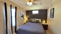 Serenity Cabin – Your Cozy Retreat Near Tampa 레터스 레이크 공원 보드웍 앤드 네이쳐 트레일 옵셔베이션 타워 주변 호텔