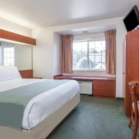 Microtel Inn & Suites by Wyndham Marianna