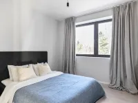 Stylish and spacious family home Hotels in Kista