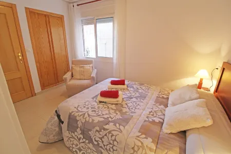 Bungalow with terrace, pool and sea views