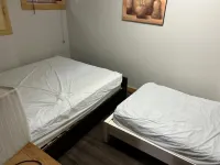 Waterfront Cottage on Rice Lake- Sleeps 8, Conveniently Located Near Amenities