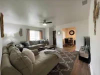 Business Class / Family Vacation / Large back yard