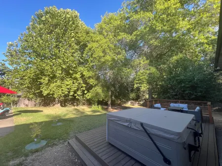 Majestic Redwoods, Pool, Hot Tub, Chefs Kitchen