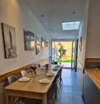 *Le Repère* House with garden Hotels in Tourcoing