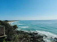 Family friendly, walking distance to beach and amenities