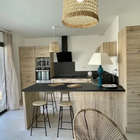 Villa with private pool, lentre_terre_et_mer Отели в г. Леччи