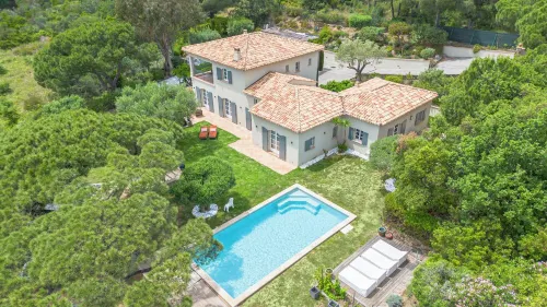 Villa in Ramatuelle - close to the village and beaches Hotels in Ramatuelle