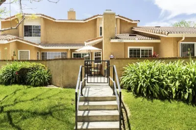 Beautiful 2Bdrm-3Bth Townhome, Attached 2 Car Garage, Pool, Gated Community Hotels near 210 Foothill Fwy