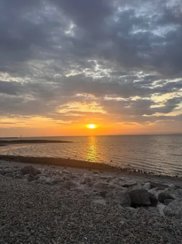 3 Bedroom Semi Detached House in the beautiful village of Bolton Le Sands. Отели рядом с достопримечательностью «Hyning Monastery»