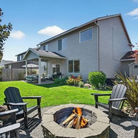 Wine Country Retreat with Fire Pit, EV Charger & Family Amenities