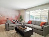 Welcome Home! King beds, Peaceful, Nice yard, Playground, and Arcades.