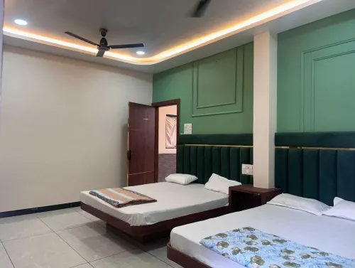Hotel Shree Gajanand Palace