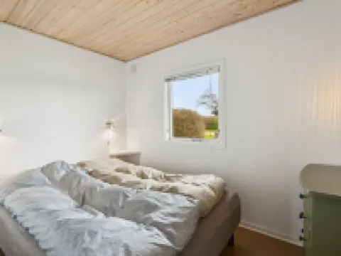 "Severine" - 650m from the sea