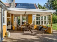 "Annestine" - 200m from the Sea Hotels in Hals