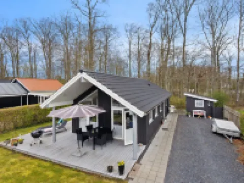 "Gunholm" - 150m from the Sea