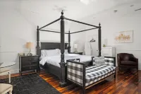 The Bloomfield Inn Hotels in Bloomfield