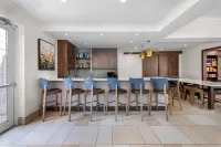 Hilton Garden Inn Overland Park - bar