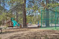 Northwest Sunriver Getaway w/ Community Amenities! - 3-Star