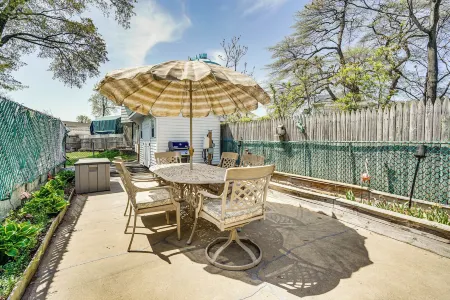 New Jersey Abode - Near Theme Parks, Walk to Beach