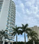 2-Bedroom condo with Pool, Gym & WIFI Juan Dolio Các khách sạn ở 