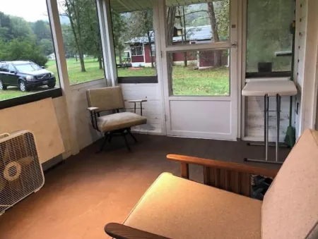 Horns Cabins - The Stargazer Cabin by the pasture