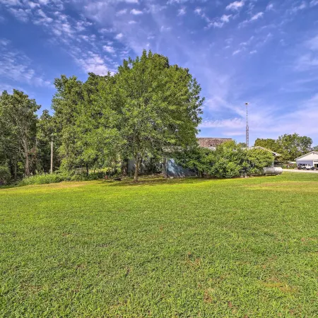 Historic Disney Home w/ Grill, Walk to Lake!