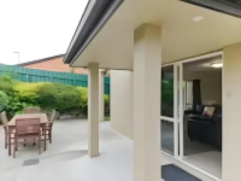 Asure Avenue Motor Lodge