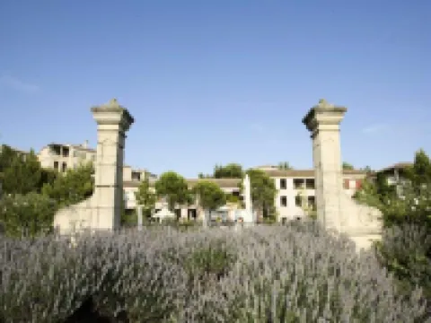 Charming 2-room apartment for 4 people - Prestige - super Home Hotels in Mallemort