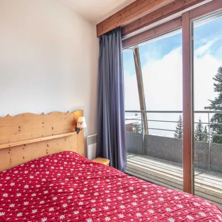 Apartment in Chamrousse near Ski Slopes Отели в г. Шанрус
