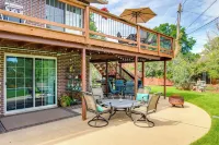 Modern Creekside Home 9 Mi to Downtown Denver - spa