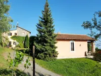 Rustic country house with a view of Lake Bolsena