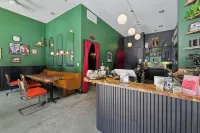 Sentral East Austin at 1614 E Sixth