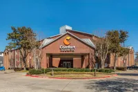 Comfort Inn & Suites North Dallas-Addison Hotels in Farmers Branch