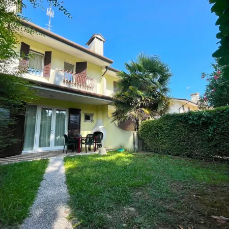 Comfortable House with Shared Pool