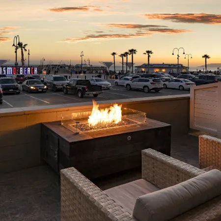 Inn at the Pier Pismo Beach, Curio Collection by Hilton