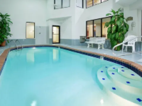 Holiday Inn Express & Suites ST. LOUIS WEST - FENTON by IHG Hotels in Fenton