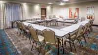 Holiday Inn Express WICHITA SOUTH by IHG - parking