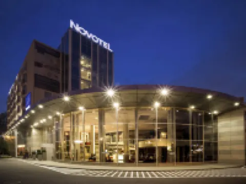 Novotel Warszawa Airport โรงแรมใน