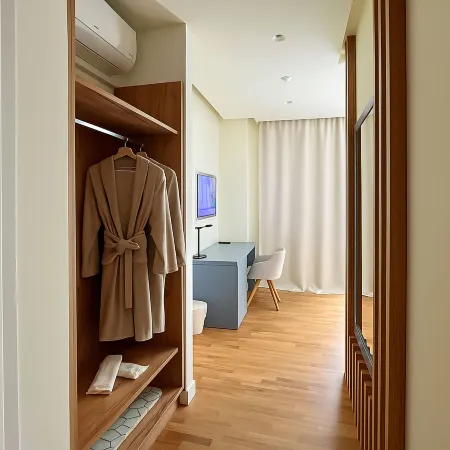 Elite Patras Suites Отели рядом с достопримечательностью «Astéria»