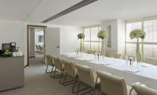 Como Metropolitan London