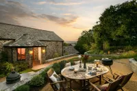 Hoppers Barn Hotel a Pancrasweek