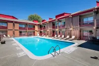 Red Lion Inn & Suites Missoula - 2-Star