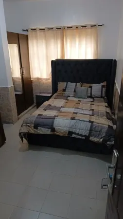 Entire, spacious, furnished 3beds en-suite, as holiday let with BrausengDelight